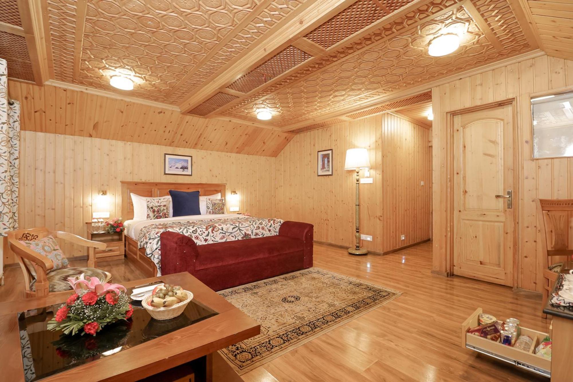 Shaw Inn By Stay Pattern Gulmarg Exterior photo